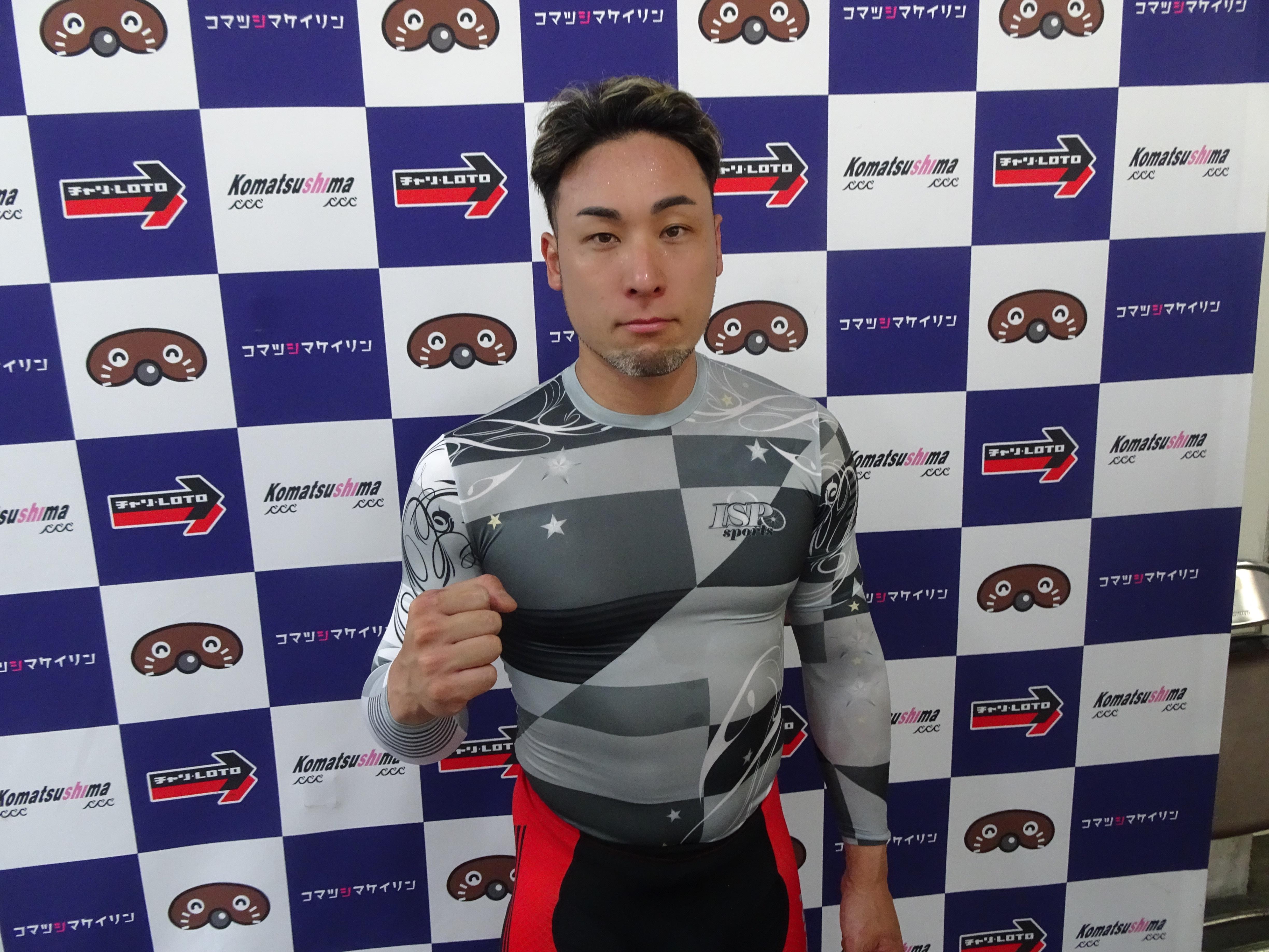 戦い終わって写真
